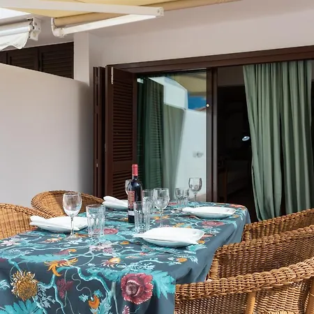 Apartament Ocean Vista Terrace Duplex, Heated Pool, Sleep 6 Playa Paraiso (Tenerife)